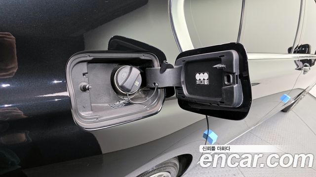 BMW 7-Series 2022 — photo 16