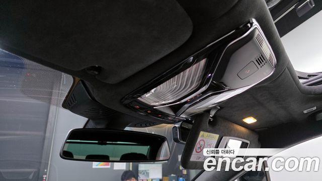 BMW 7-Series 2022 — photo 28