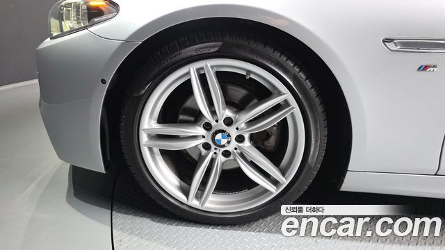 BMW 5-Series 2016 — photo 5