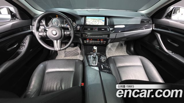 BMW 5-Series 2016 — photo 7