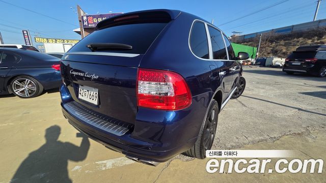 Porsche Cayenne 2004 — photo 2