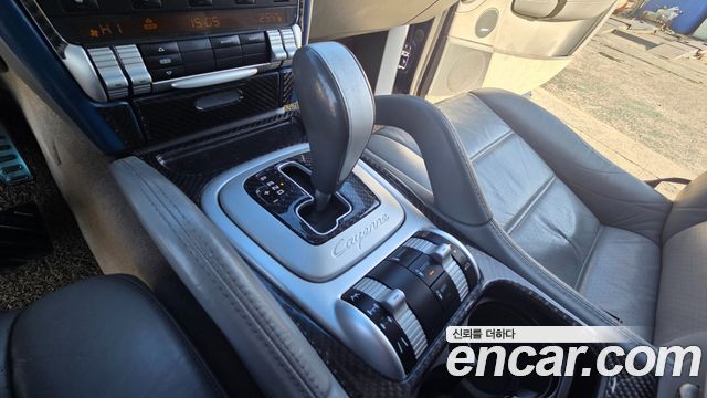 Porsche Cayenne 2004 — photo 9