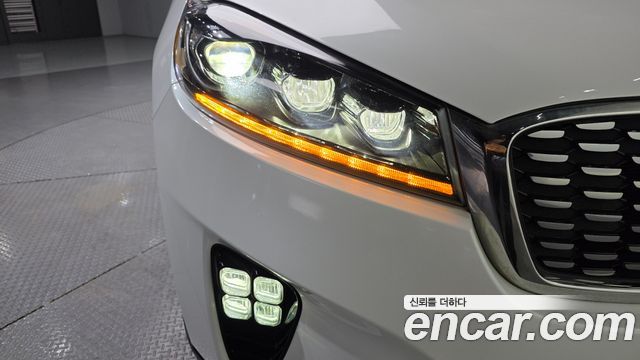 Kia Sorento 2018 — photo 8