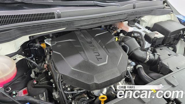 Kia Canival 2023 — photo 6
