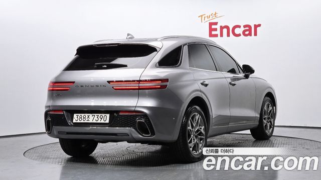 Genesis GV70 2021 — photo 2