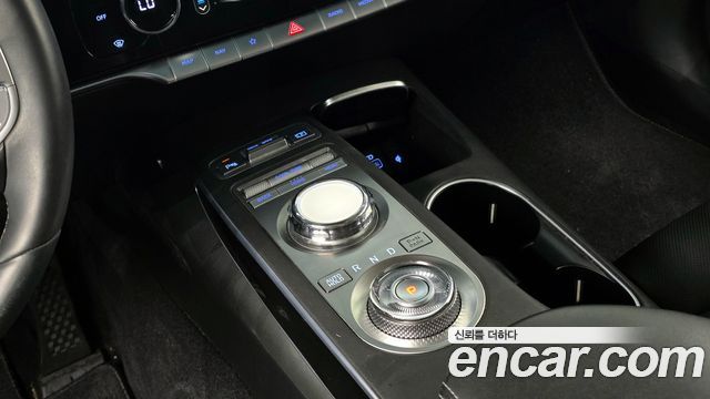 Genesis GV70 2021 — photo 9