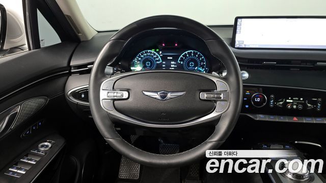 Genesis GV70 2021 — photo 13