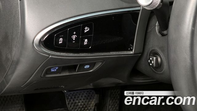 Genesis GV70 2021 — photo 14