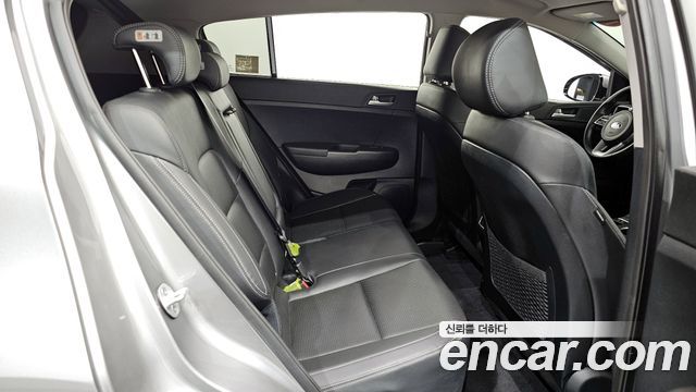 Kia Sportage 2019 — photo 12