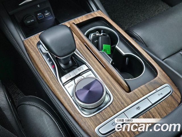 Kia K9 2022 — photo 14