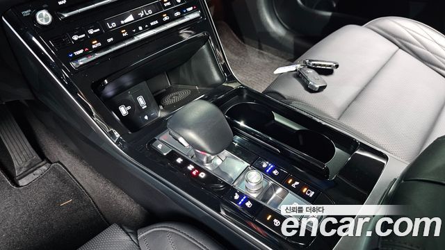 Kia K7 2020 — photo 12