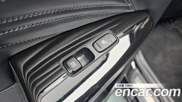 Kia K7 2020 — photo 22
