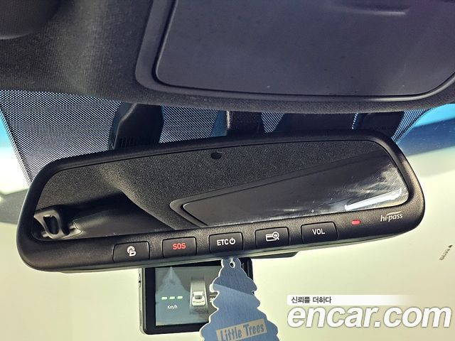 Hyundai AVANTE 2019 — photo 12