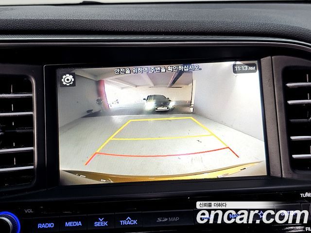 Hyundai AVANTE 2019 — photo 14