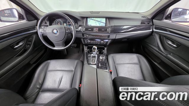 BMW 5-Series 2016 — photo 7