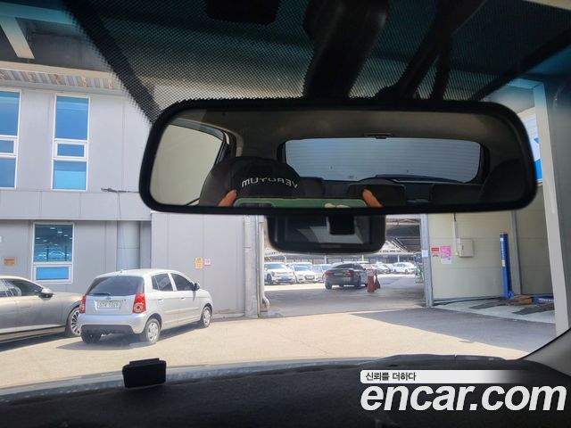 KG Mobility KORANDO 2017 — photo 17