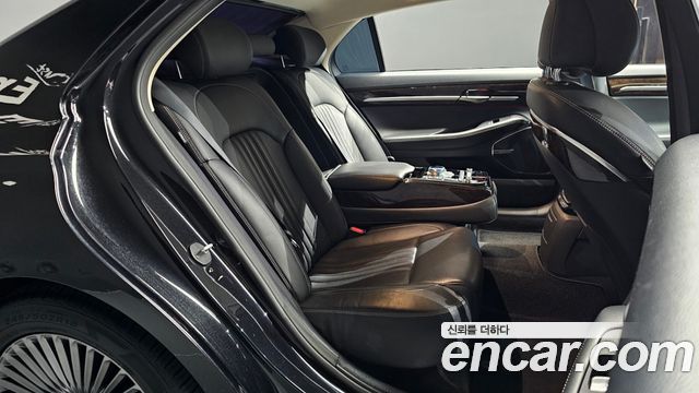 Genesis G90 2021 — photo 18