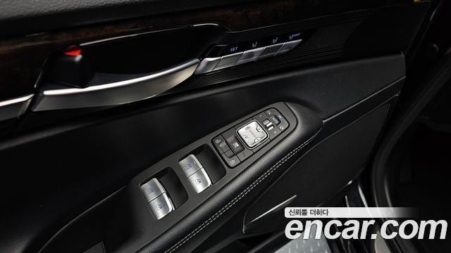 Genesis G90 2021 — photo 23
