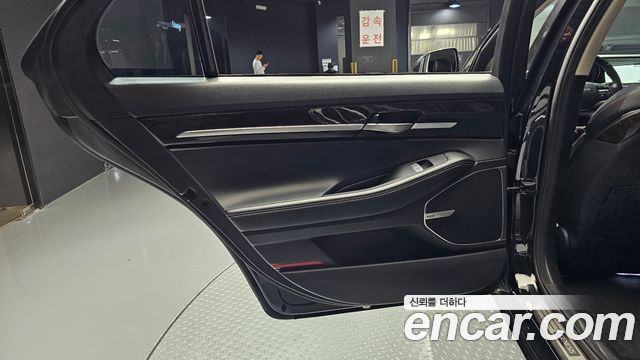 Genesis G90 2021 — photo 15