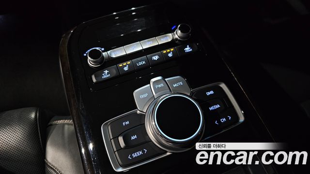 Genesis G90 2021 — photo 30