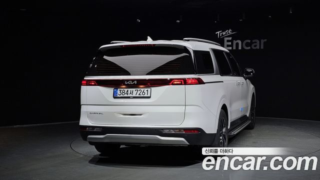 Kia Canival 2022 — photo 4