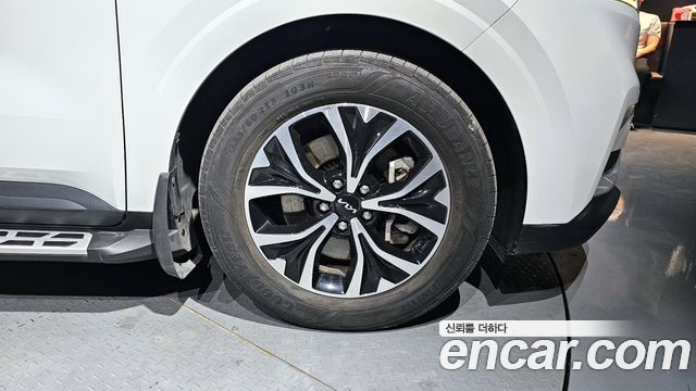 Kia Canival 2022 — photo 5