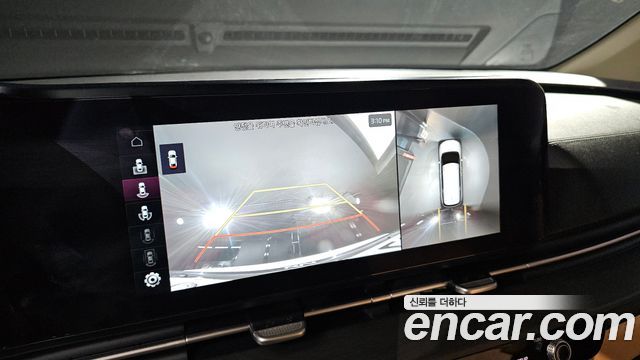 Kia Canival 2022 — photo 16