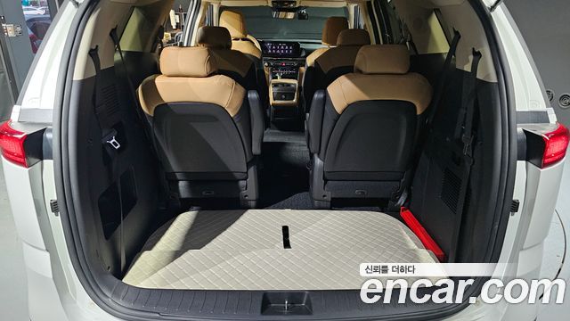 Kia Canival 2022 — photo 18