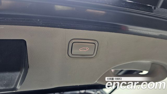 Kia Canival 2016 — photo 20