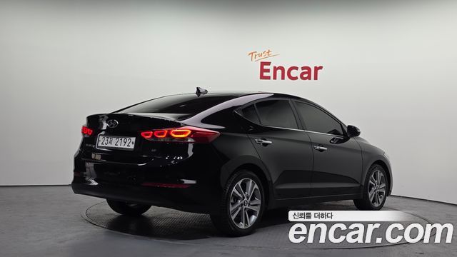 Hyundai AVANTE 2018 — photo 2