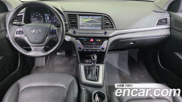 Hyundai AVANTE 2018 — photo 7