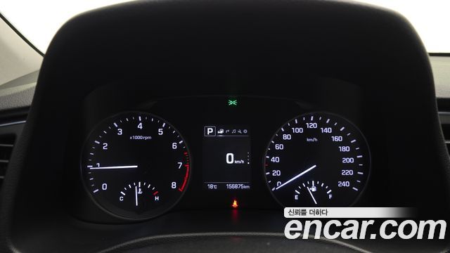 Hyundai AVANTE 2018 — photo 8