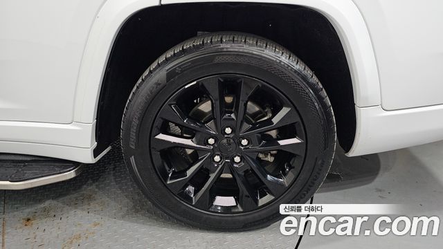 Jeep Cherokee 2022 — photo 7