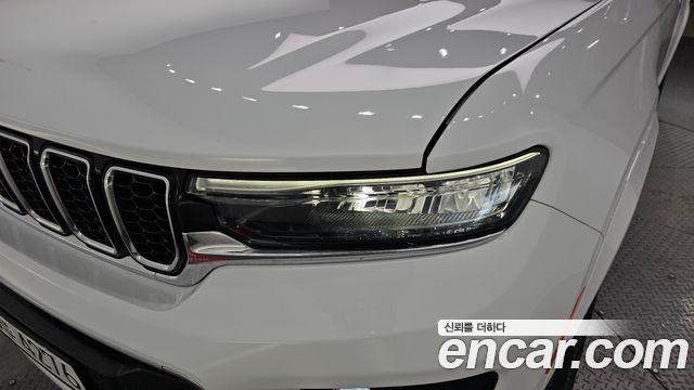 Jeep Cherokee 2022 — photo 8