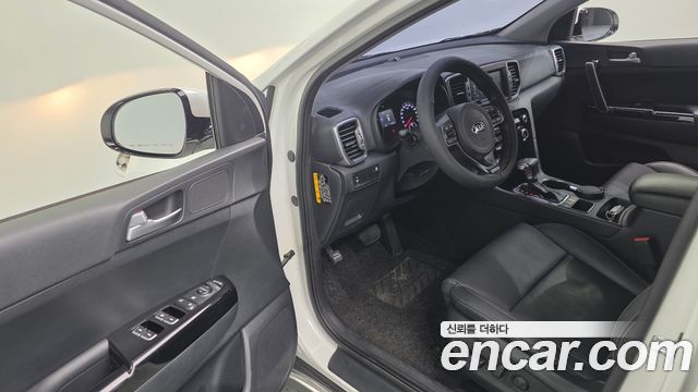 Kia Sportage 2016 — photo 11