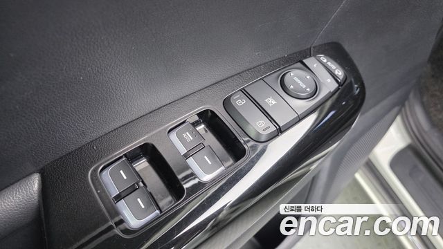 Kia Sportage 2016 — photo 12