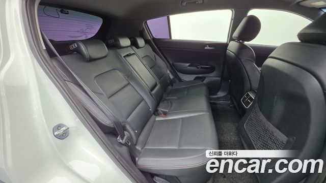 Kia Sportage 2016 — photo 19