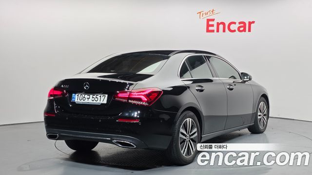 Mercedes-Benz A-Class 2021 — photo 2