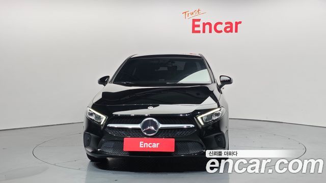 Mercedes-Benz A-Class 2021 — photo 3