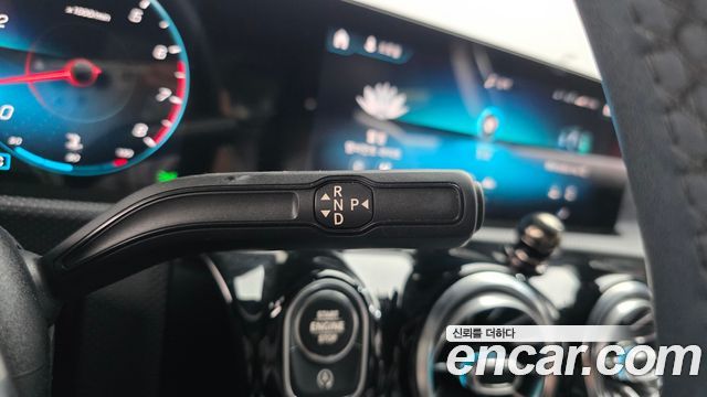 Mercedes-Benz A-Class 2021 — photo 9