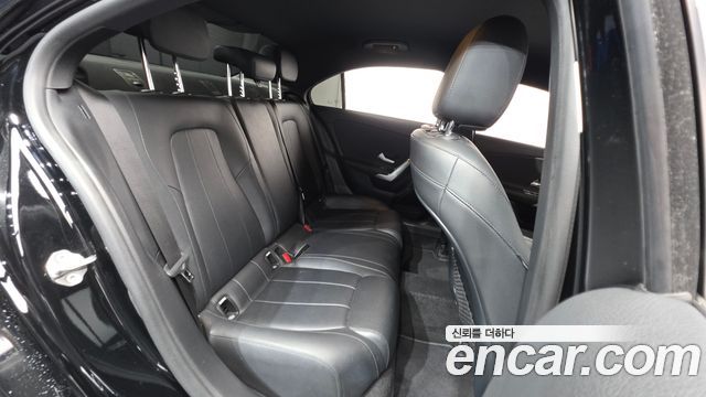 Mercedes-Benz A-Class 2021 — photo 18