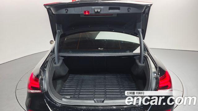 Mercedes-Benz A-Class 2021 — photo 20