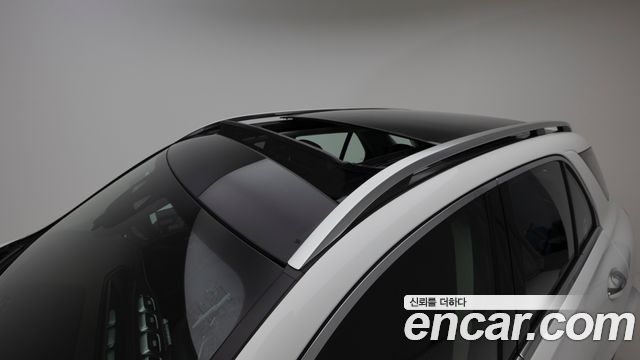 Mercedes-Benz GLE-Class 2025 — photo 12