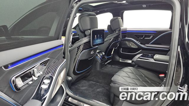 Mercedes-Benz S-Class 2023 — фото 17