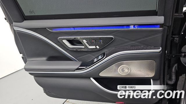 Mercedes-Benz S-Class 2023 — фото 15