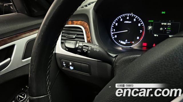 Hyundai Genesis 2015 — photo 16