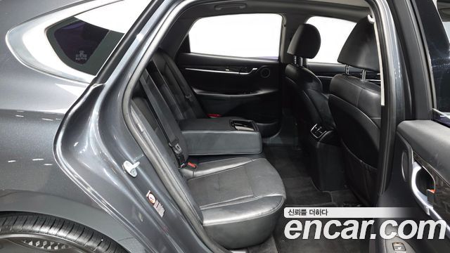 Hyundai Grandeur 2018 — photo 17