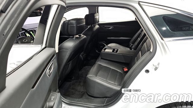 Renault Korea SM6 2016 — photo 11