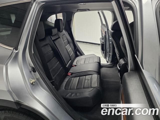Honda CR-V 2017 — photo 12