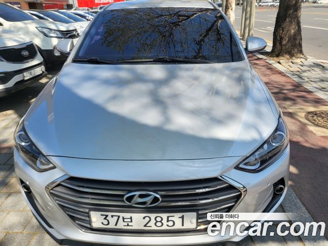 Hyundai AVANTE 2018 — photo 3